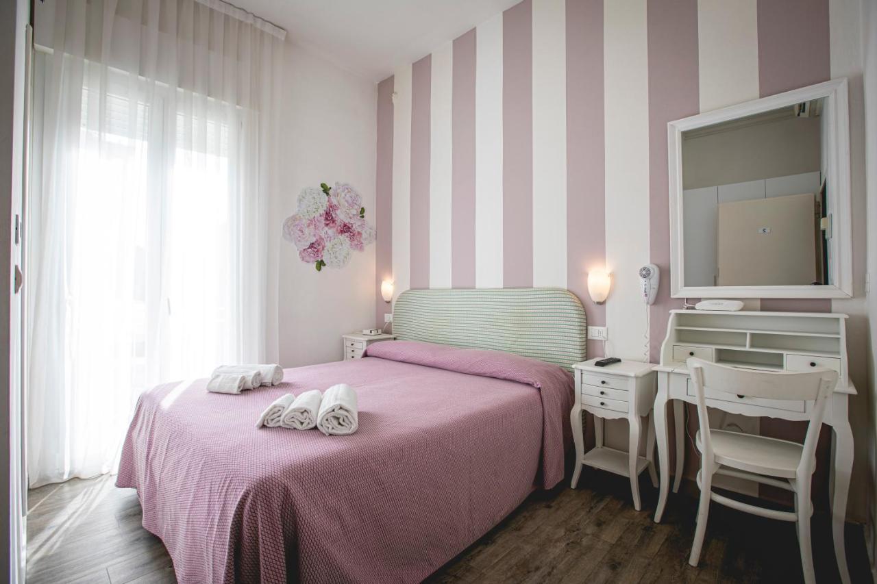 Hotel Ronchi تّشيرفييا المظهر الخارجي الصورة